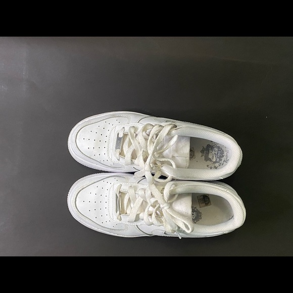 Af1 - Picture 3 of 4